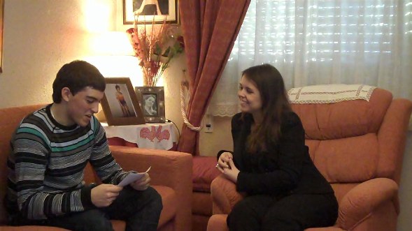 Ainhoa eta Beñat elkarrizketan zehar